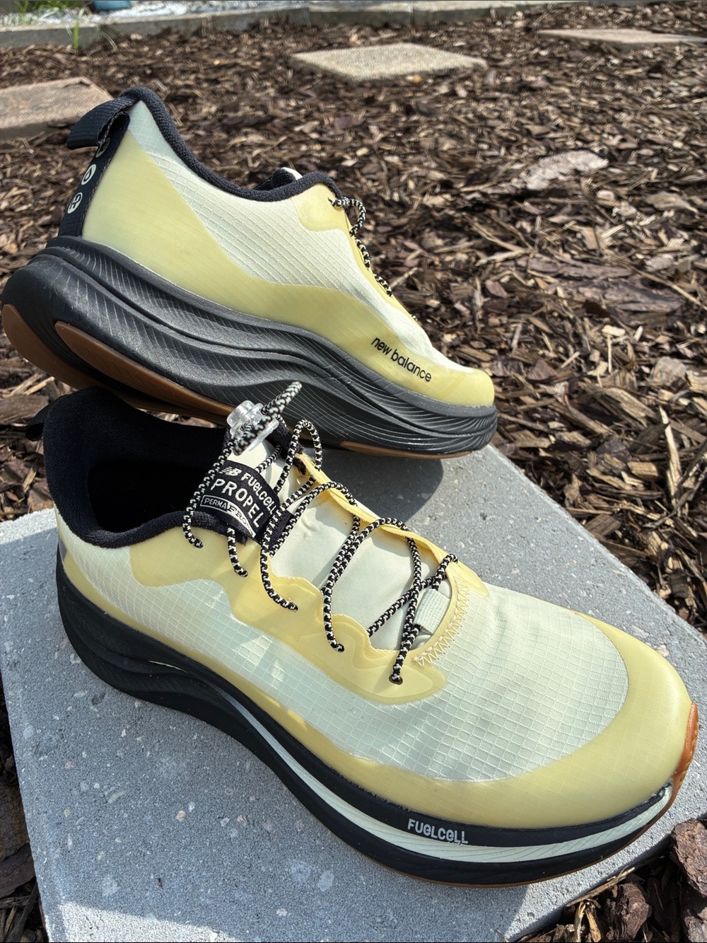 New Balance FuelCell Propel PERMA FROST Weatherproof Running Shoes M7.5 / W9